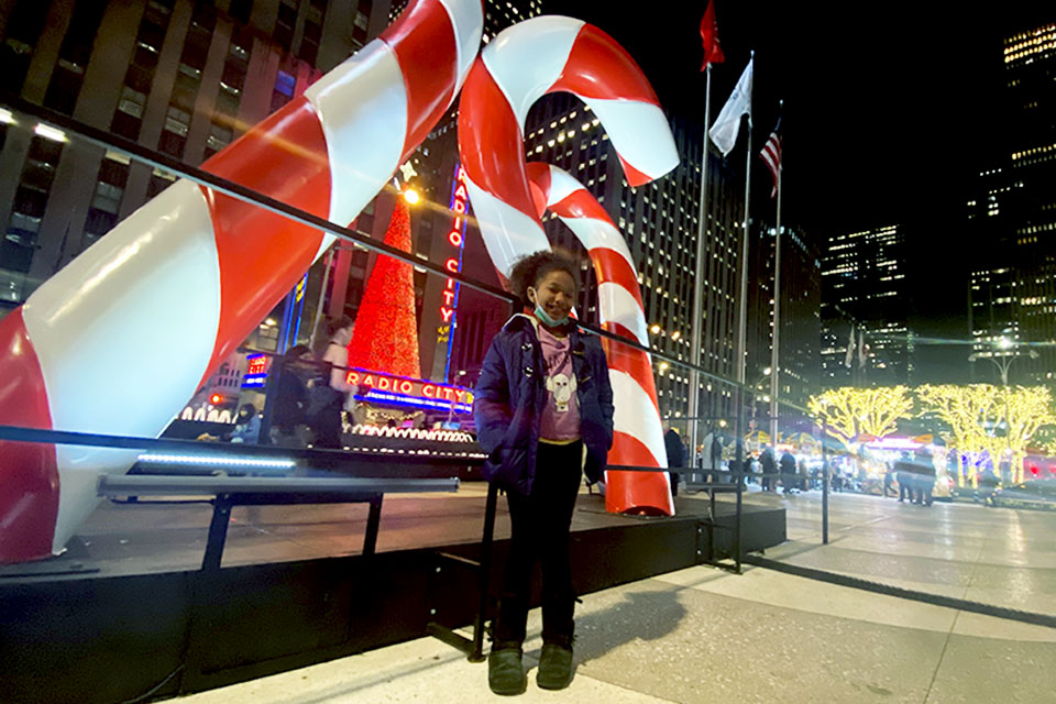 Photo-ops abound at Rockefeller Center during the holidays from larger-than-life candy canes, to stunning holiday windows, and the Rockefeller Center Christmas tree itself.